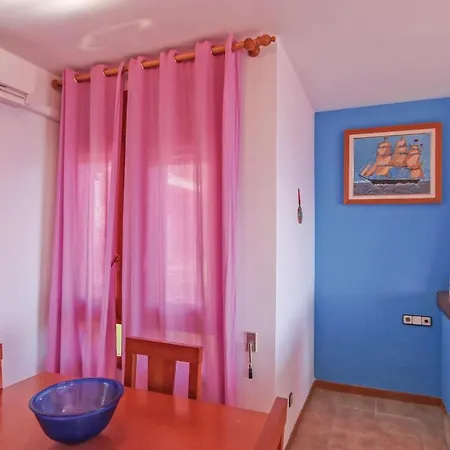 Сasa de vacaciones Amazing In With Kitchen